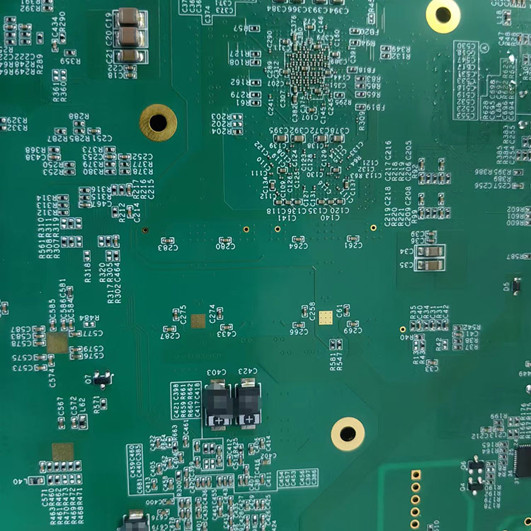 PCB ขนาดใหญ่แตกต่างจาก PCB มาตรฐานอย่างไร